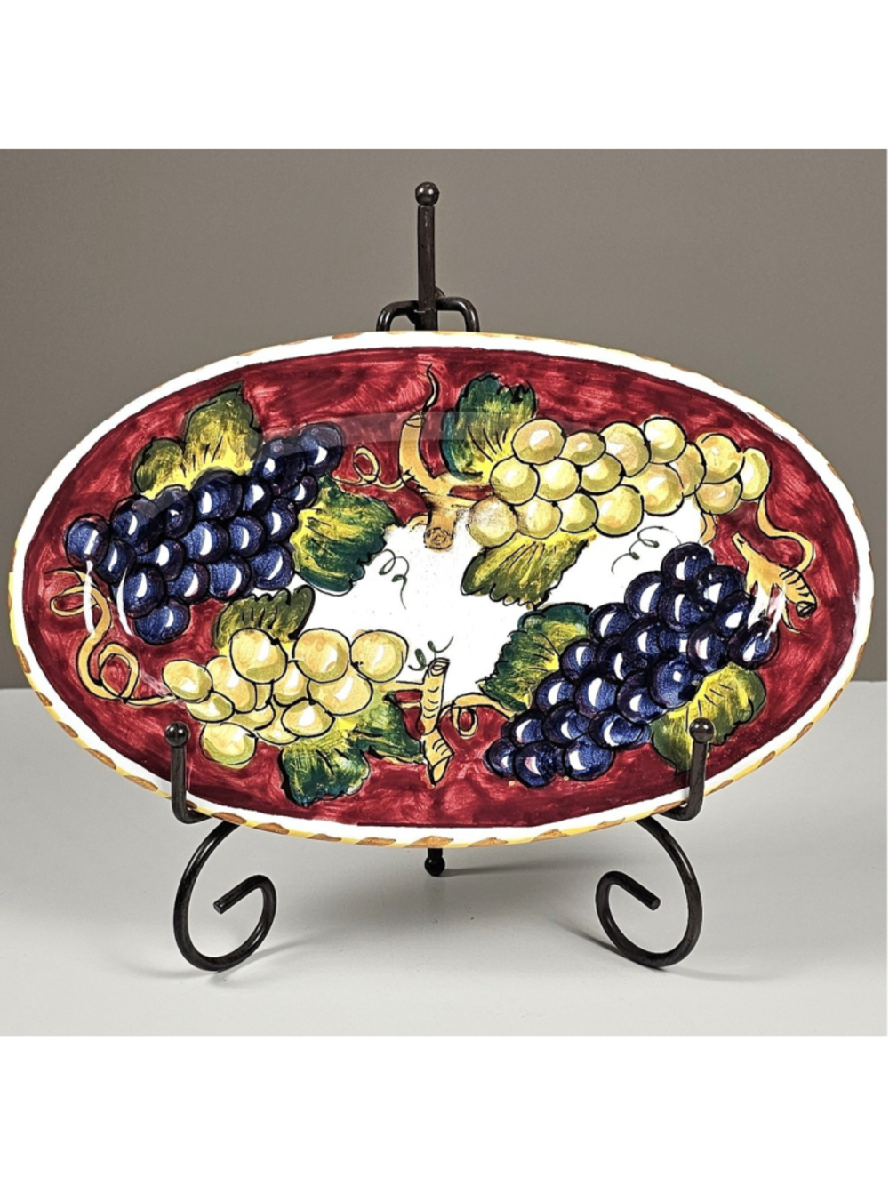 Vintage 11 inch Italian Majolica Wall Plate - Hand Painted Il Borgo San Gimignan